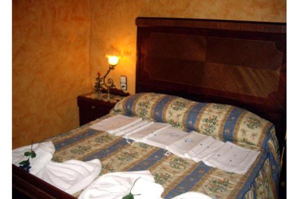 Allotjaments Rurals Can Pere Petit Santa Pau Chambre photo