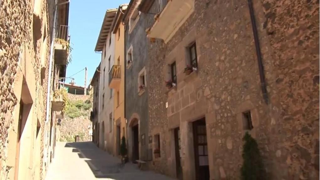 Allotjaments Rurals Can Pere Petit Santa Pau Extérieur photo